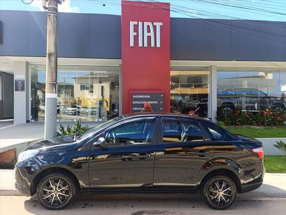 FIAT GRAND SIENA 1.0 EVO FLEX MANUAL FIAT GRAND SIENA 1.0 EVO FLEX MANUAL